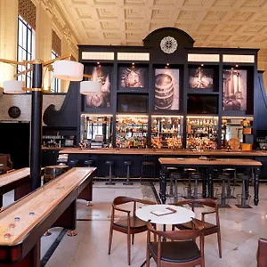 Downtown 3*, Columbus United States